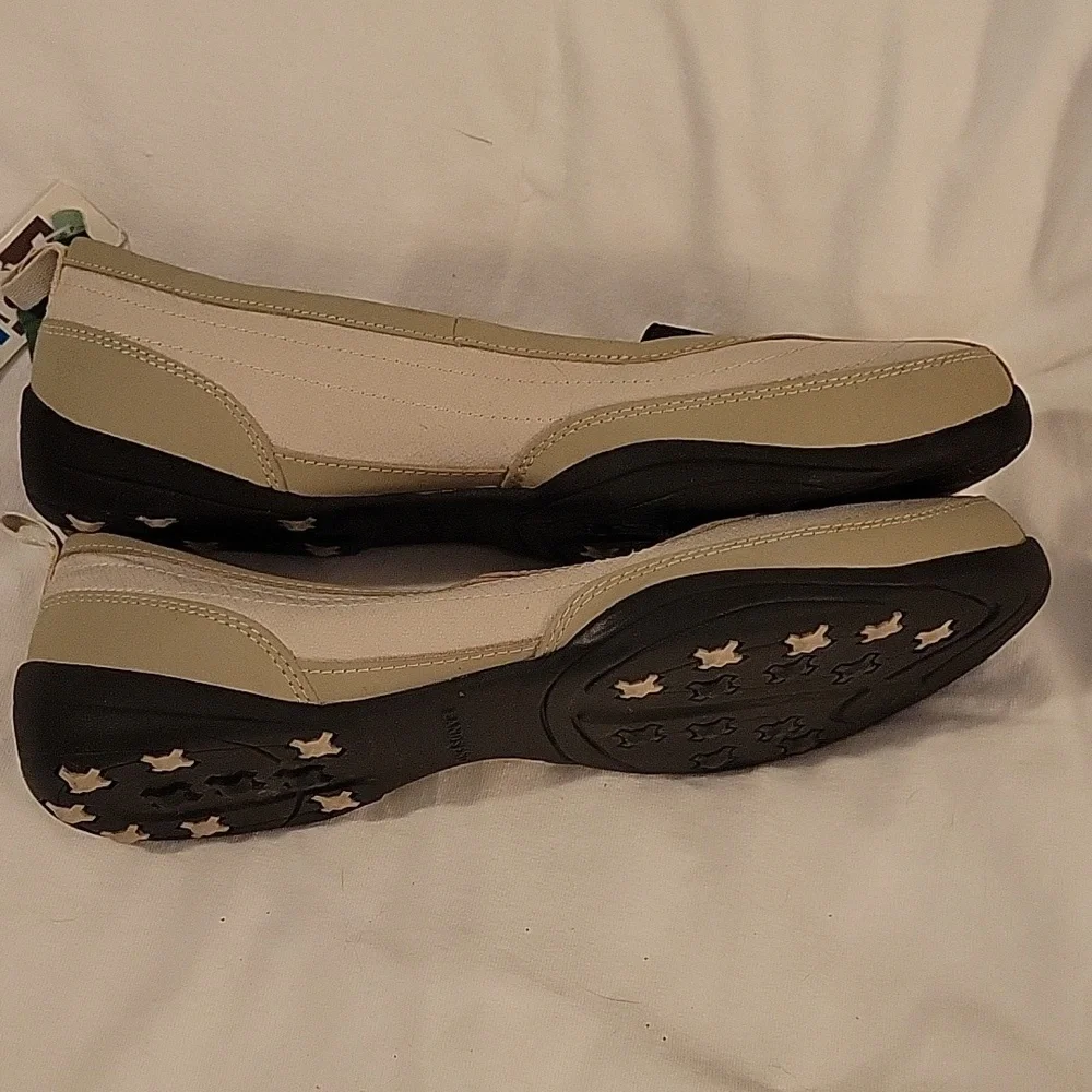 Land's End slip on flats - Picture 3 of 6